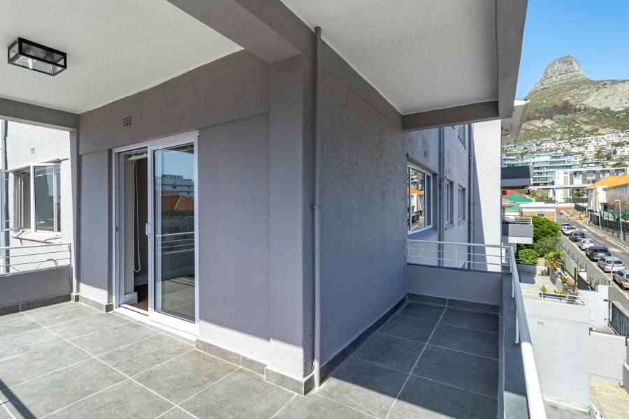 To Let 2 Bedroom Property for Rent in Sea Point Western Cape